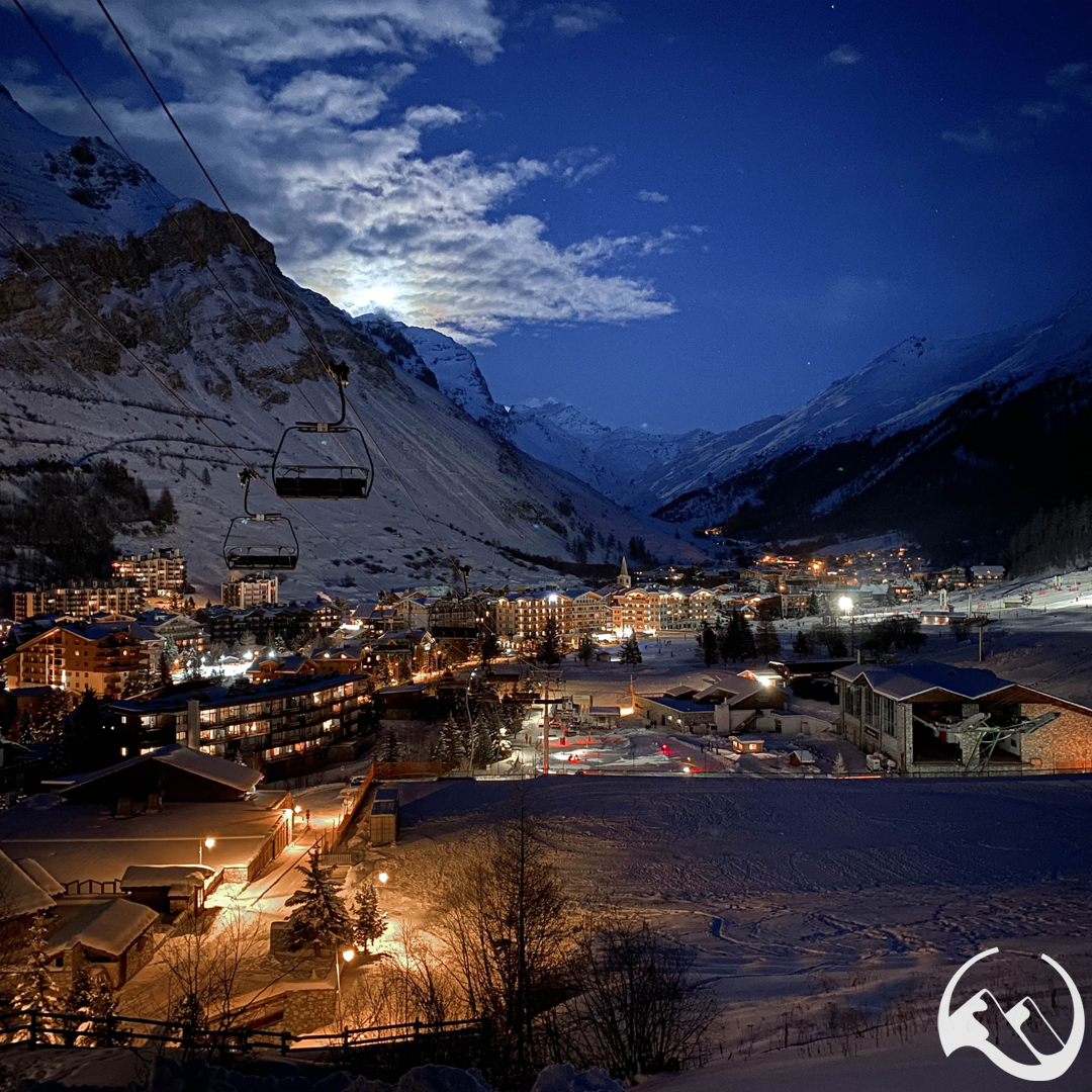 Why choose a catered chalet in Val d'Isere with Buildmyskitrip.com.